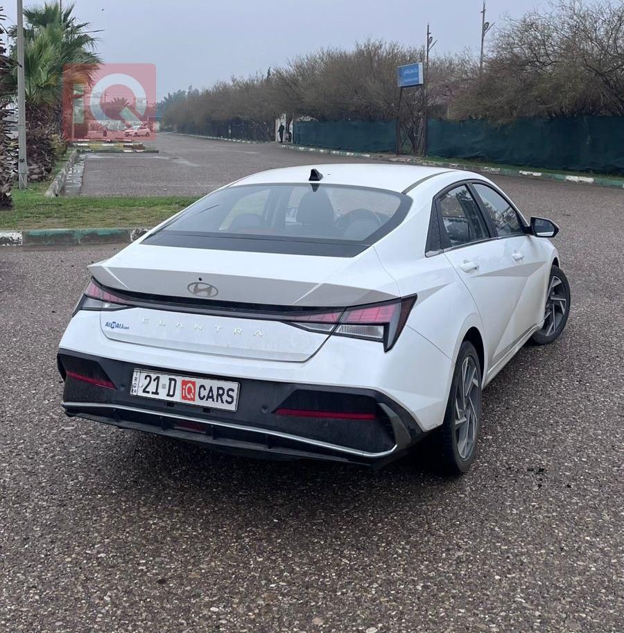 هيونداي النترا